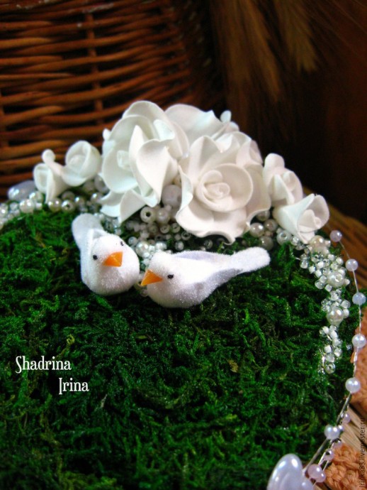 Делаем оригинальную подушечку для обручальных колец с применением природных материалов