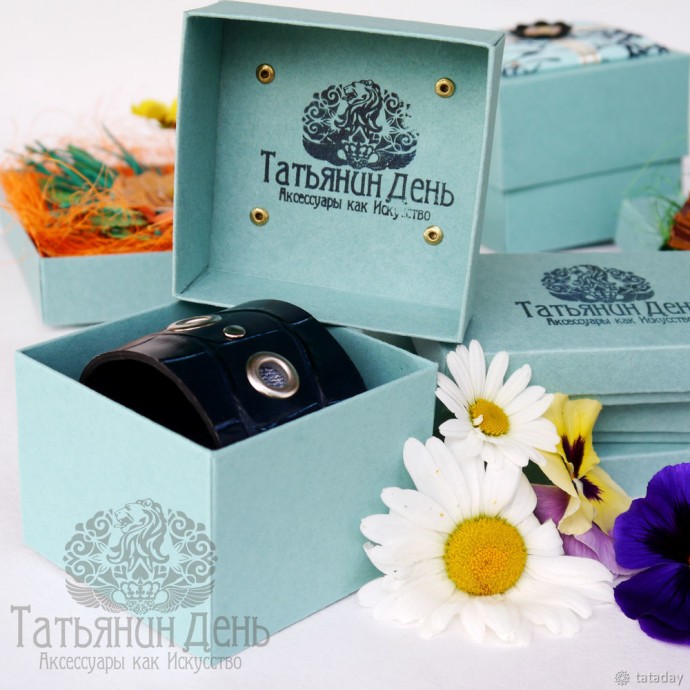 Делаем подарочную коробочку своими руками: часть 5