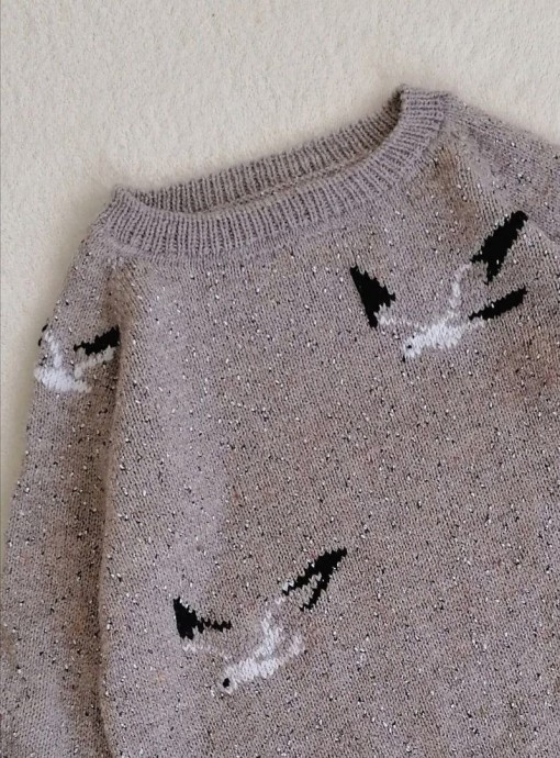 ​Джемпер с чайками