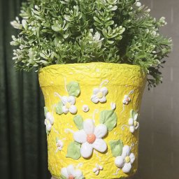 Мастерим сказочный горшок из пластикового ведерка