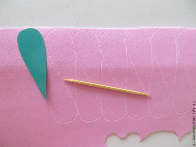 Гербера из фоамирана: часть 1