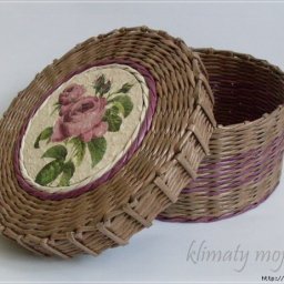 ​Круглая плетеная шкатулочка