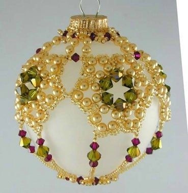 Ёлочный шар оплетенный бисером