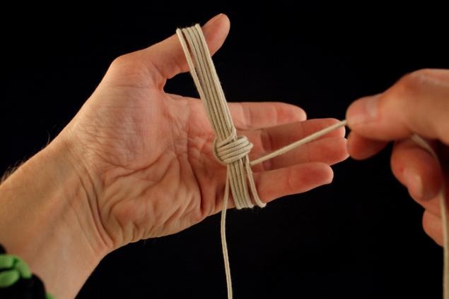 Плетём декоративный узел "Обезьяний Кулак" (Monkey Fist)