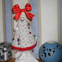 Как сшить ажурные ёлочки из кружева