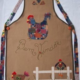 Оригинальные фартуки с аппликацией