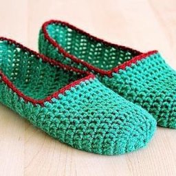 ​Простые тапочки крючком: мастер-класс