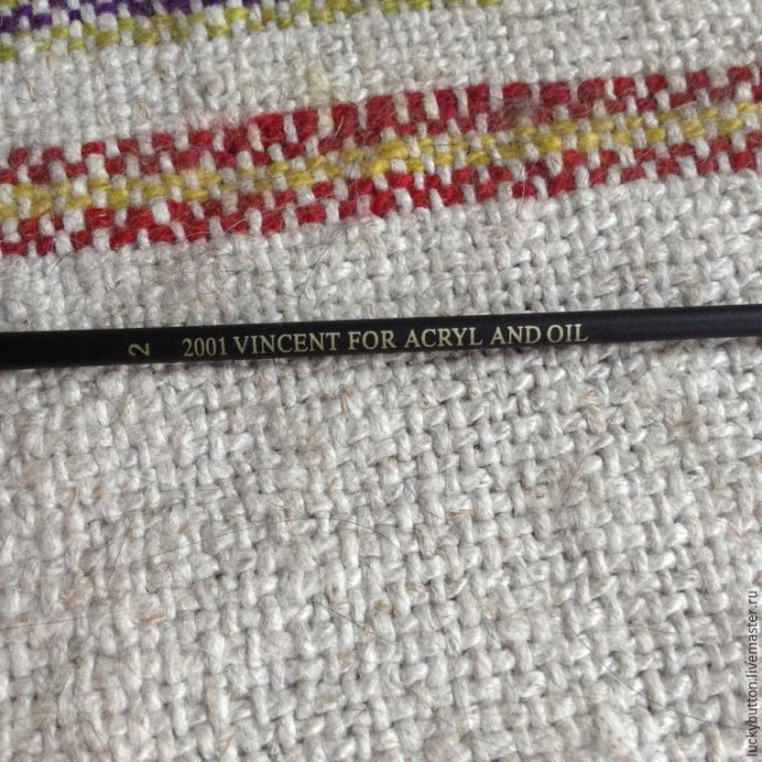 ​Роспись акриловыми красками по коже "Ананас"