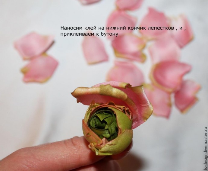 Шелковая бутоньерка роз: часть 3