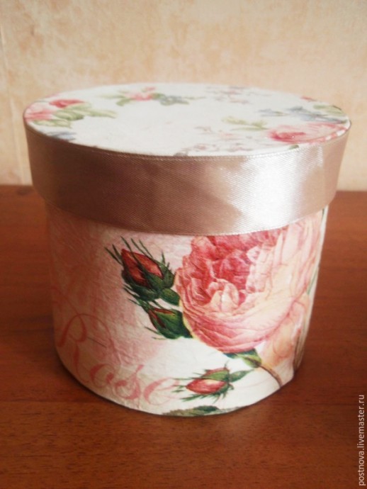 Создаем интерьерную композицию в стиле шебби шик из старинной лампы и коробки: часть 2 Создаем интерьерную композицию в стиле шебби шик из старинной лампы и коробки: часть 2