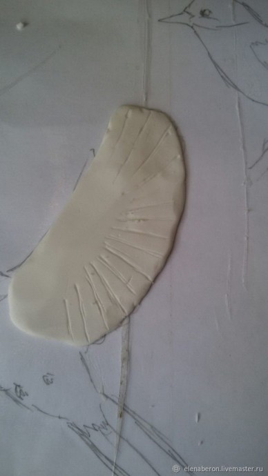 ​Мастерим голубую сороку из глины: часть 2