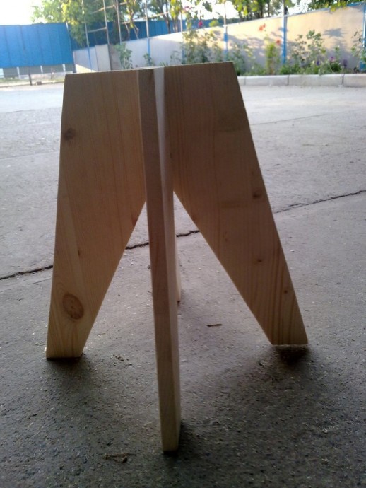 Очень простая табуретка Очень простая табуретка