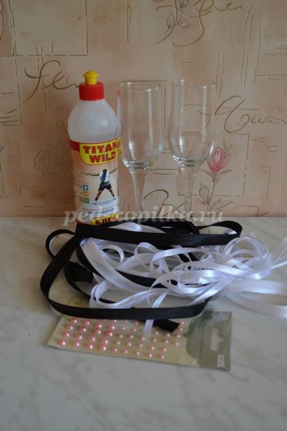 ​Украшение бутылок шампанского на свадьбу: мастер-класс, часть 3