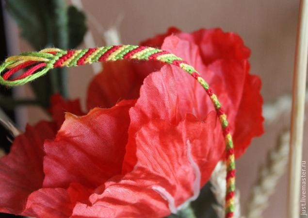 Фенечка "Вечная классика"