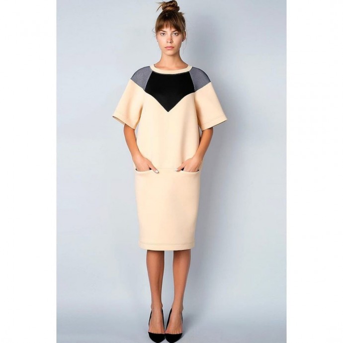 ​Стильное эффектное платье