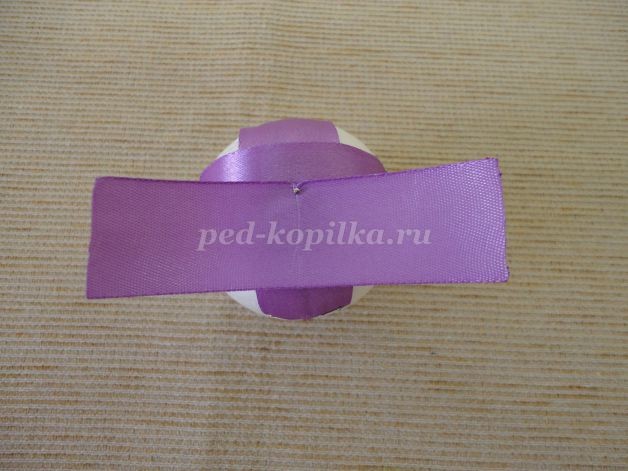 ​Фантазийный цветок из атласных лент: часть 1