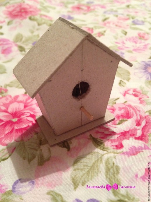 Делаем декоративный скворечник с гнездом и птичкой: часть 2 Делаем декоративный скворечник с гнездом и птичкой: часть 2