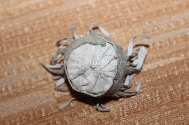 Брошь из обрезков натуральной кожи: мастер-класс, часть 4