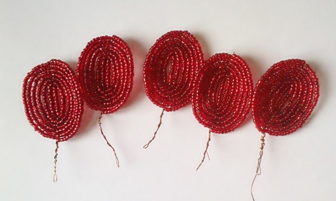 Пиончики из бисера