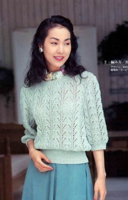 Симпатичный джемперок спицами