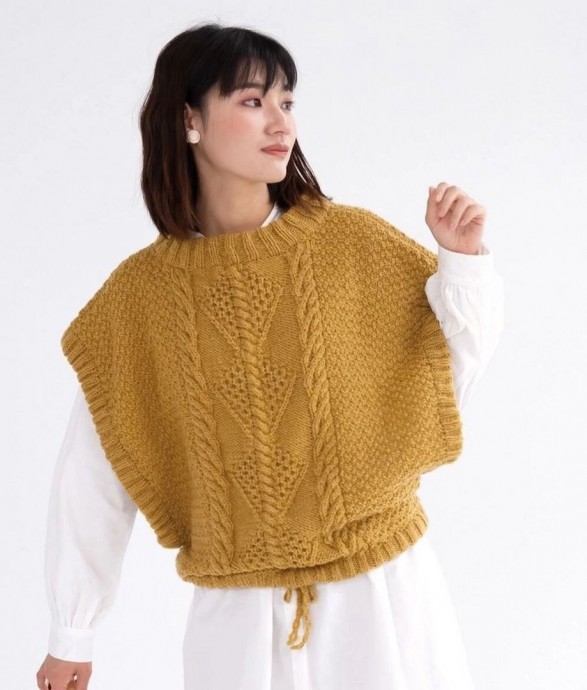 Стильный жилет спицами