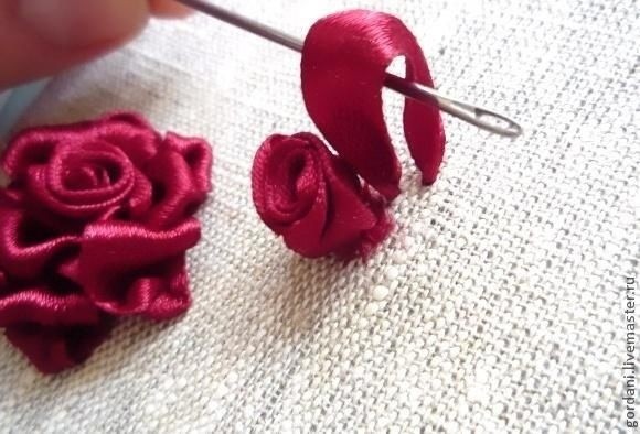 Удивительная вышивка лентами Удивительная вышивка лентами