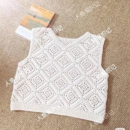 Жилет из мотивов