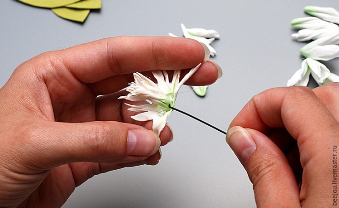 Букет невесты из фоамирана: часть 2