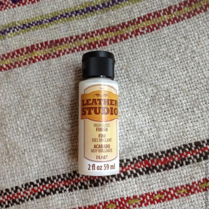 ​Роспись акриловыми красками по коже "Ананас"