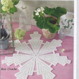 Оригинальная салфетка крючком