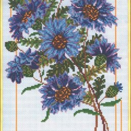 ​Вышивание васильков