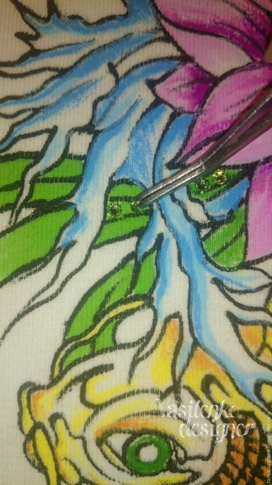 Декорируем футболку "Легкий бриз" стразами Swarovski: часть 3