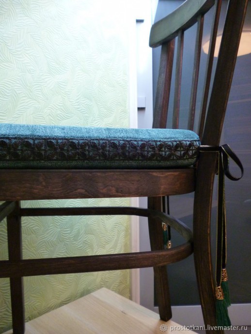 ​Делаем мягкие сидения со съёмными чехлами для стульев: часть 3