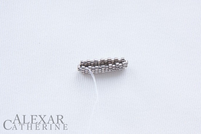 ​Колье "Бегущая по волнам": часть 2