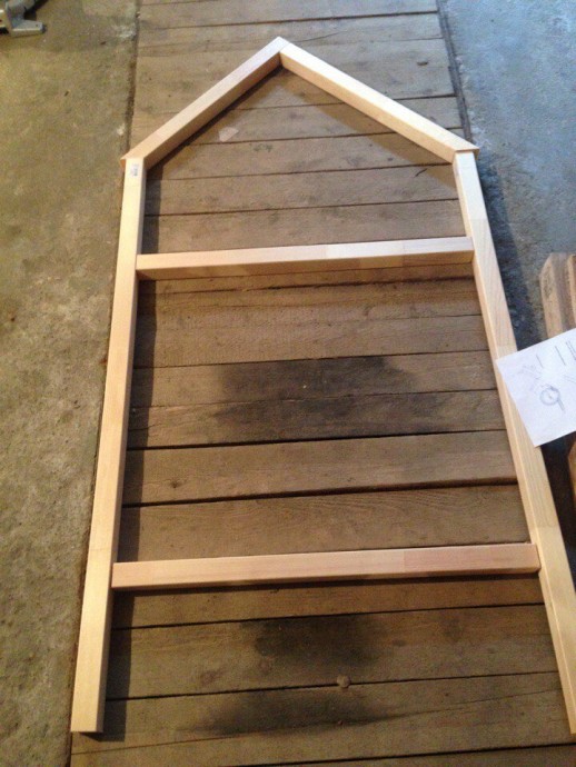 ​Самодельная детская кроватка