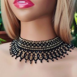 ​Шикарное колье из бисера