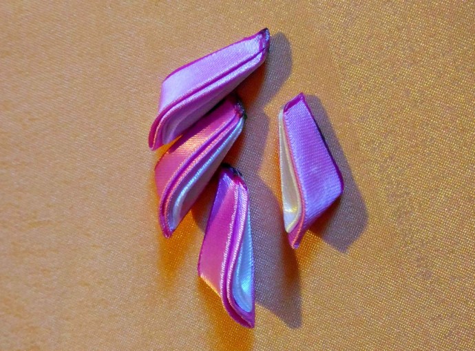 ​Создаем панно из CD дисков: часть 3