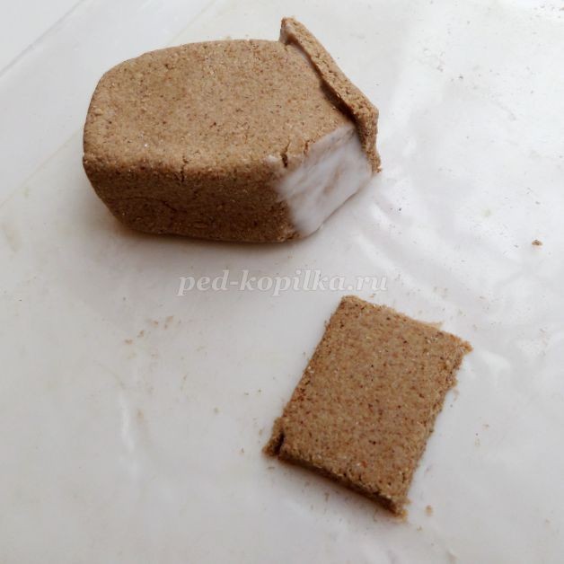 Ёлочная игрушка "Тик-так ходики из опилок": часть 1 Ёлочная игрушка "Тик-так ходики из опилок": часть 1