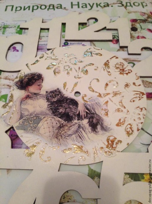 Настенные часики в стиле шебби шик: часть 3 Настенные часики в стиле шебби шик: часть 3