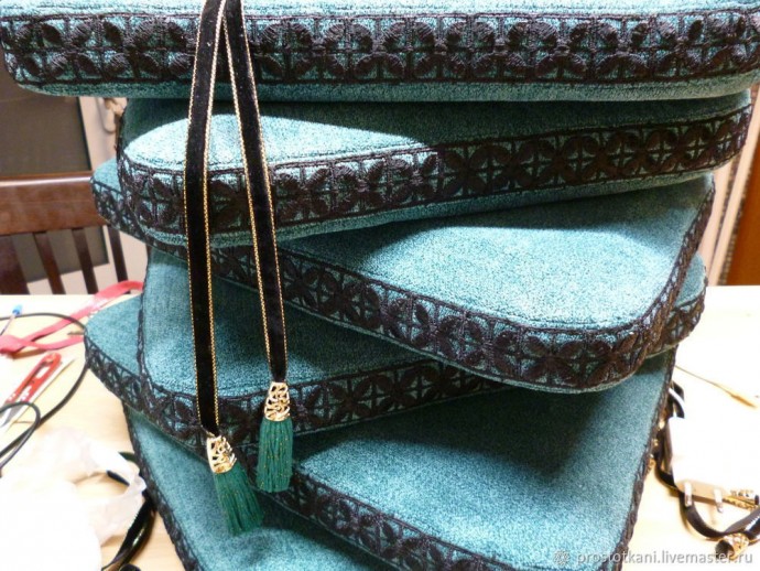 ​Делаем мягкие сидения со съёмными чехлами для стульев: часть 3