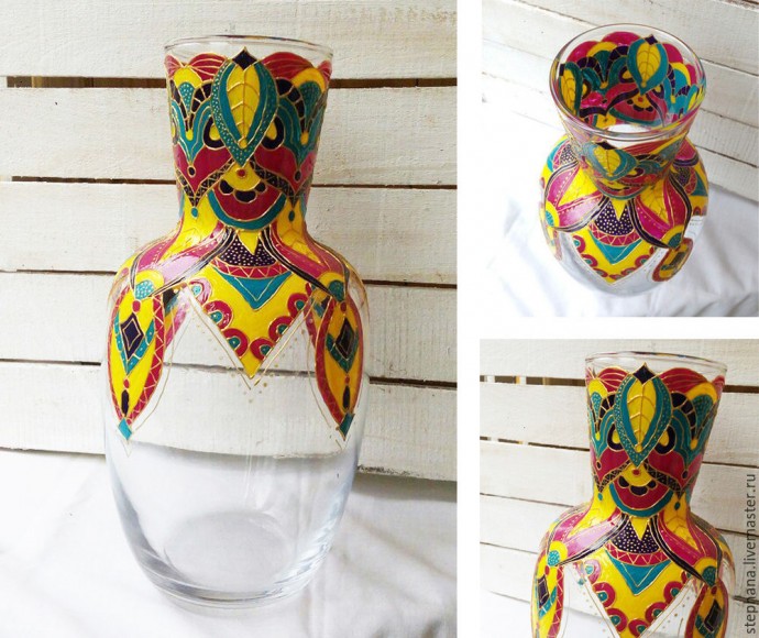 ​Делаем ручную роспись на стеклянной вазе