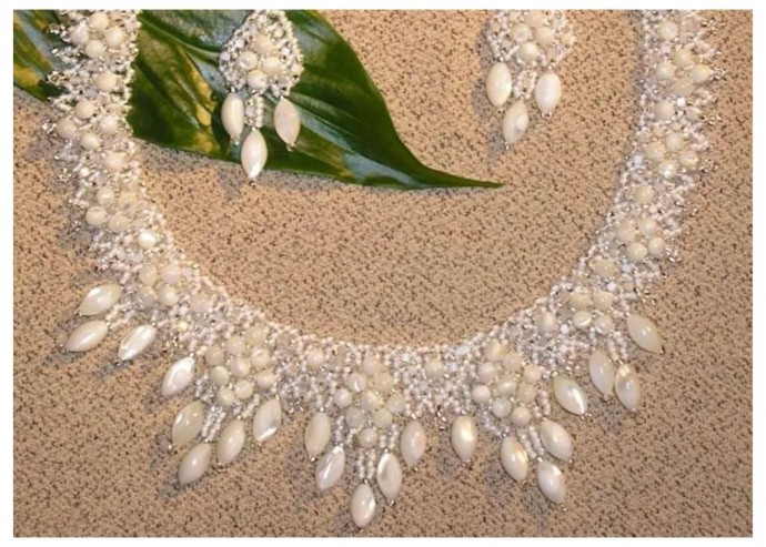 ​Колье "Надежда" из бисера