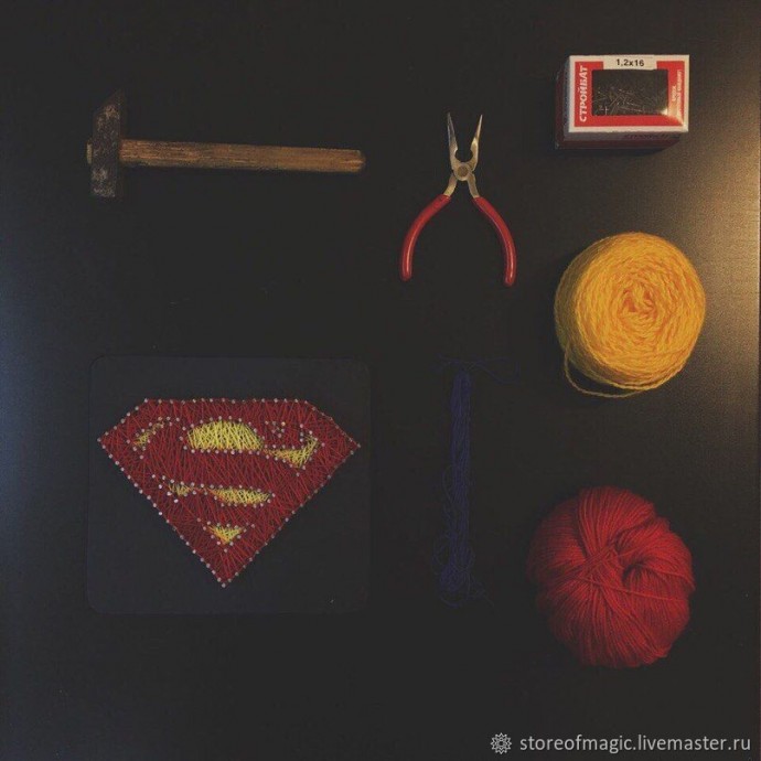 Познаём тонкости String Art на примере эмблемы Супермена