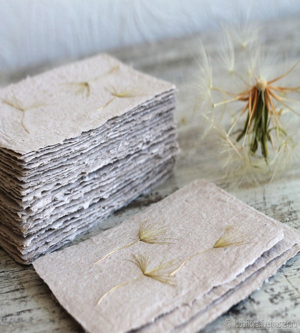 Создаем открытку из макулатуры с ботаникой: часть 1