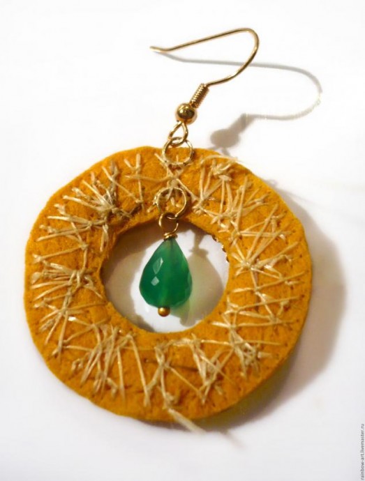 Серьги с вышивкой бисером "Жар-птица": часть 2