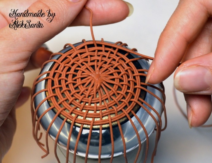 Круговое плетение из полимерной глины: часть 3