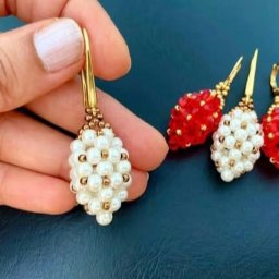 Брелок в виде ягодки