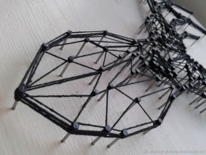 Контурный олень в технике String Art: часть 2