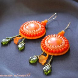 Солнечные серьги из бисера