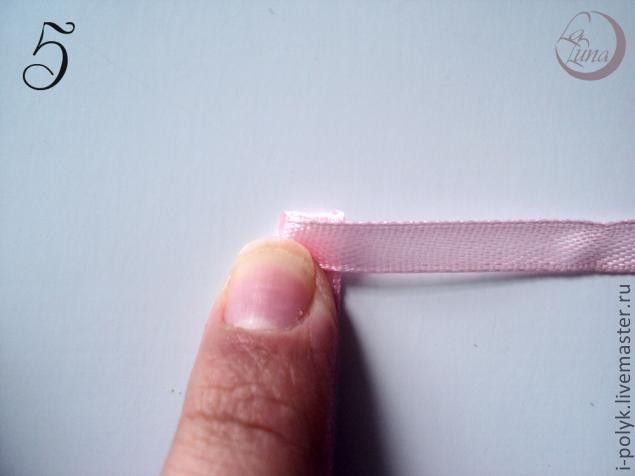 Крошечные розочки из атласных лент: часть 1 Крошечные розочки из атласных лент: часть 1